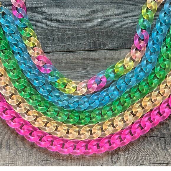 Acrylic Chain Link Neon Necklace Pink - Picture 2 of 3